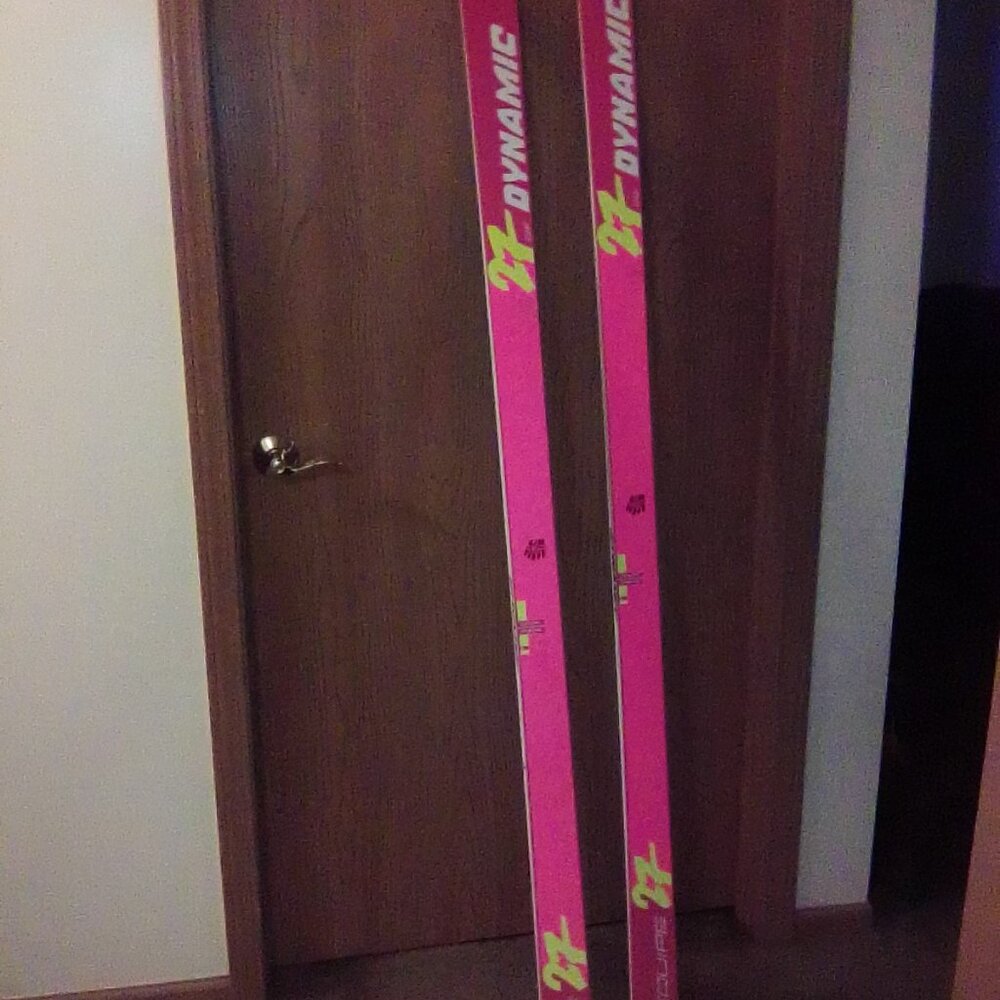Skis